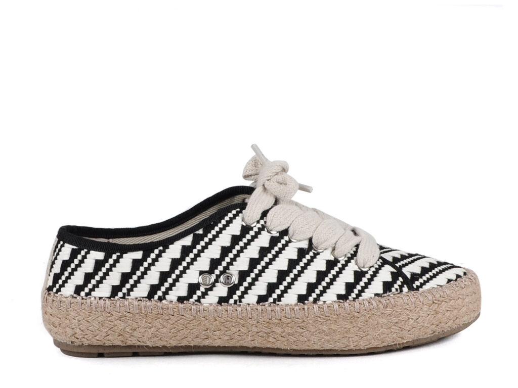 Emu 12185 Agonis Geo Black